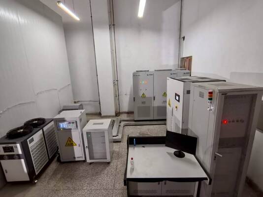 Sistema de banco de pruebas de dinamómetro para motor de nueva energía de 132kW SSCH132-4000-15000