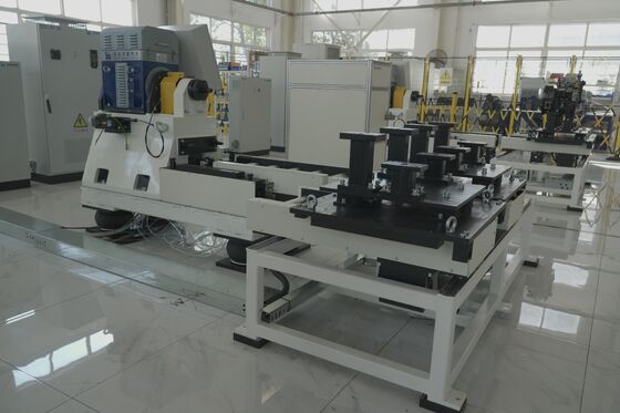 Banco de pruebas de motor diésel multicarburante en todas las condiciones SSCD250-2500/6000 250kW 955Nm